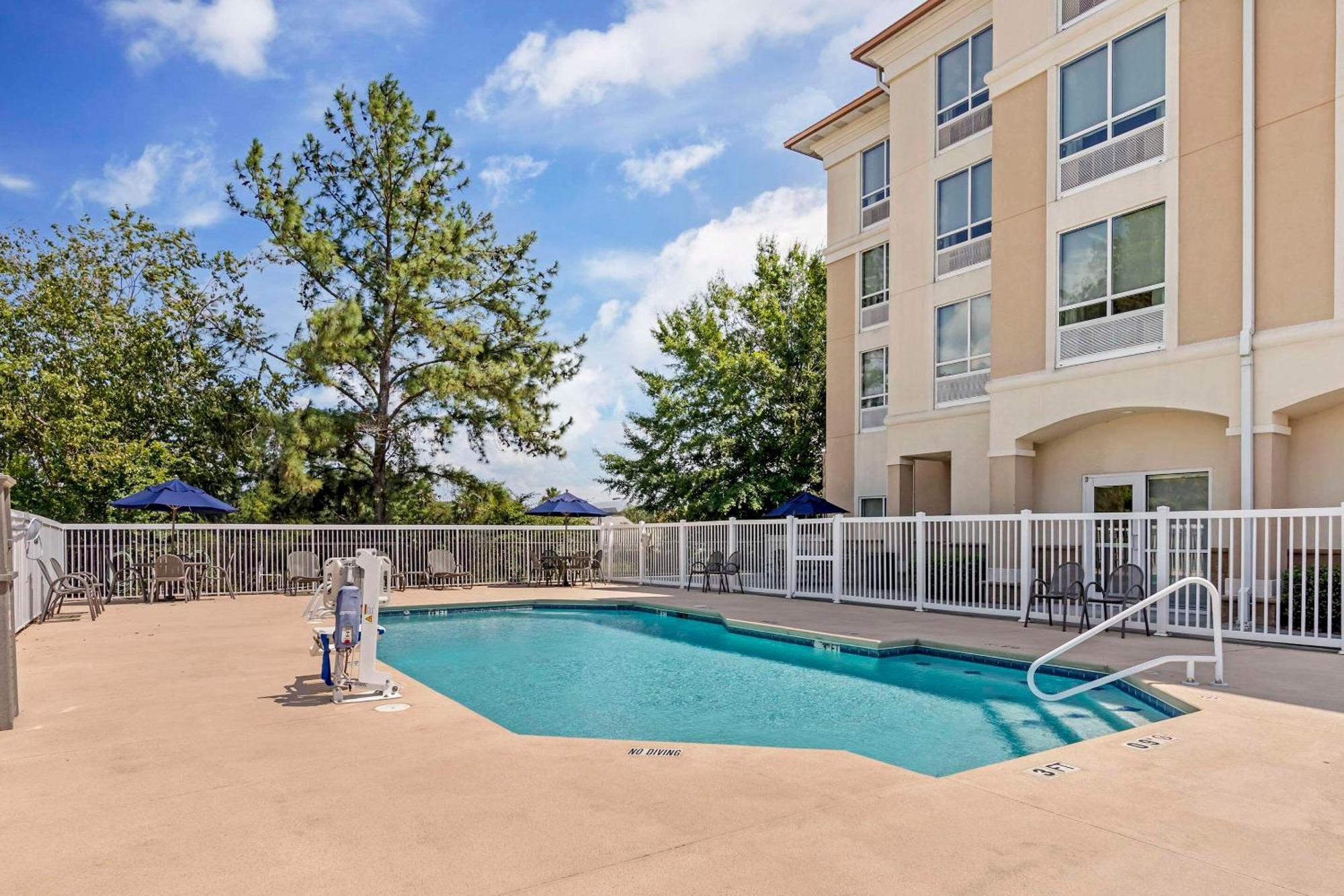 Comfort Suites Valdosta Luaran gambar